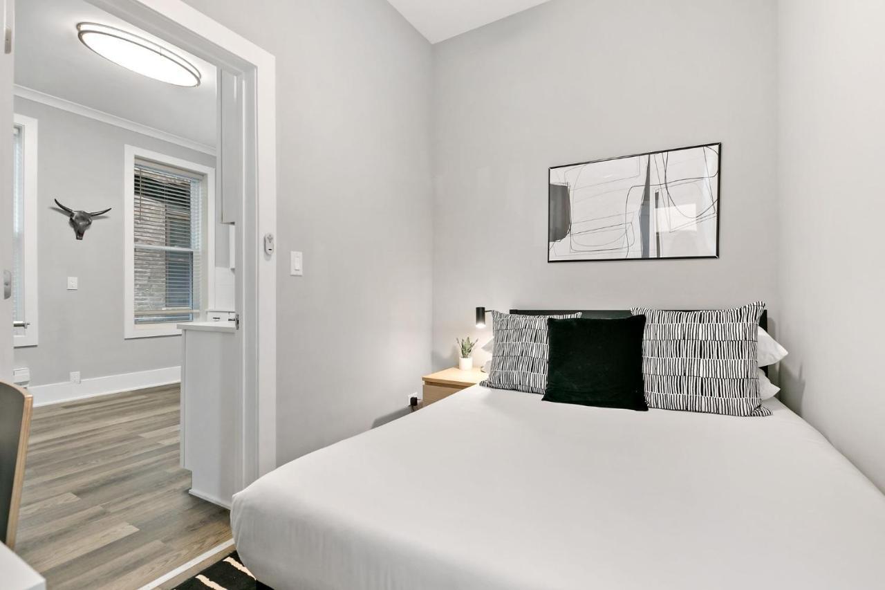 2Br Comfy And Stylish Apt In West Town - Erie 1R Chicago Eksteriør billede