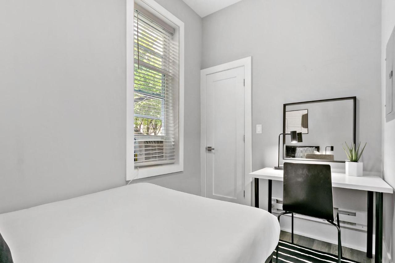 2Br Comfy And Stylish Apt In West Town - Erie 1R Chicago Eksteriør billede